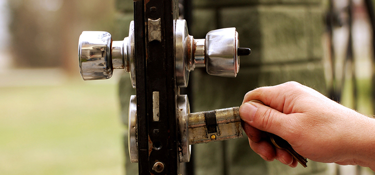 front door latch repair Milpitas