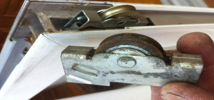 screen door roller repair in Milpitas
